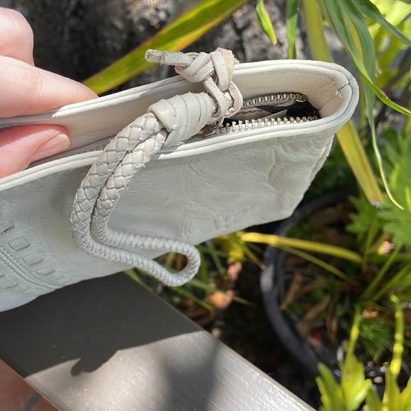 Linea Pelle Alyssa Collection Clutch! - Picture 11 of 15